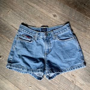 Tommy Hilfiger Vintage high waisted shorts
